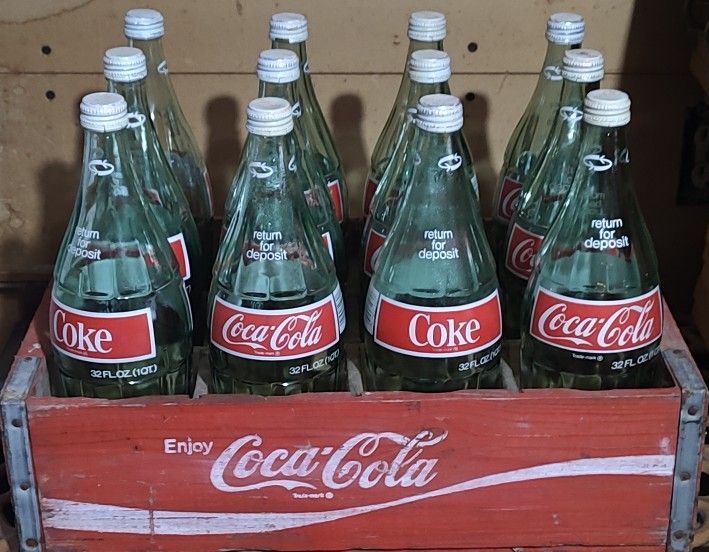 Old Collectible 32 Oz Glass Coke Bottles In Crate