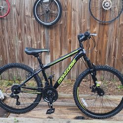 24 inch mongoose online excursion bike