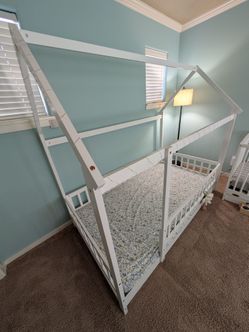 Montessori floor bed twin size