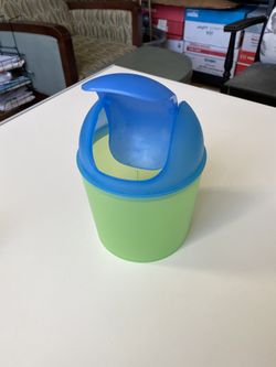 Miniature Decorative Garbage can. High quality plastic.Like new condition. 6” x 6”. 8.5” high.