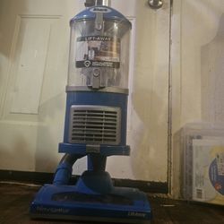 Shark Navigator Vaccum 