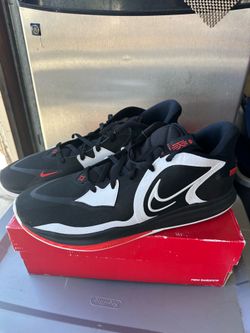Nike Kyrie Low 5 -Brand New!