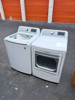 LG Washer and Dryer Set White
