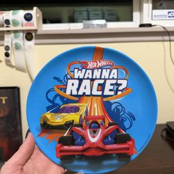 Hot Wheels Wanna Race Kids Dinner Plate 2018 Mattel