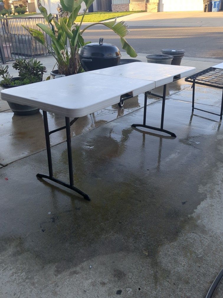 Outside Fold Up Tables