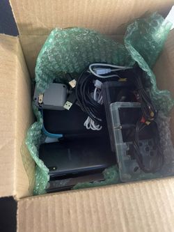 FREE TAKE 4 + Nintendo ds lite clear case read description