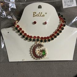 Necklace 