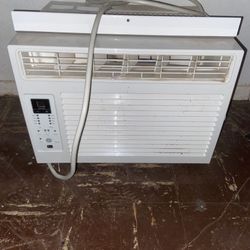 Window Air Conditioner 