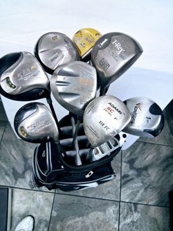 Golf Bag with 11 Clubs set.  I'm Close 7th Street & Dunlap/Cave Creek 85020