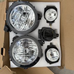 Jeep Gladiator Oem Headlights And Fog Lights