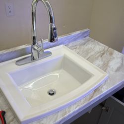 Sink And The Accessories