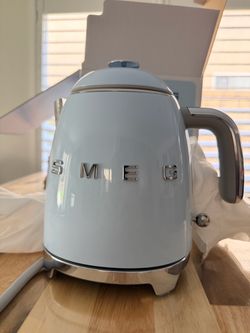 SMEG mini kettle