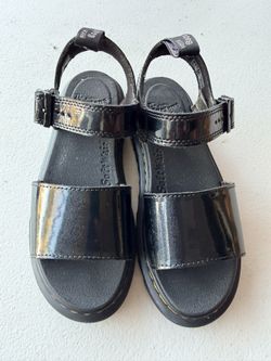 Girls Dr .Marten Sandals