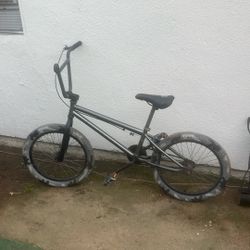 Black Bmx Bike