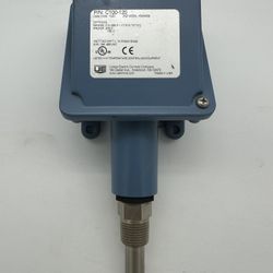 UE United Electric Temperature Switch
