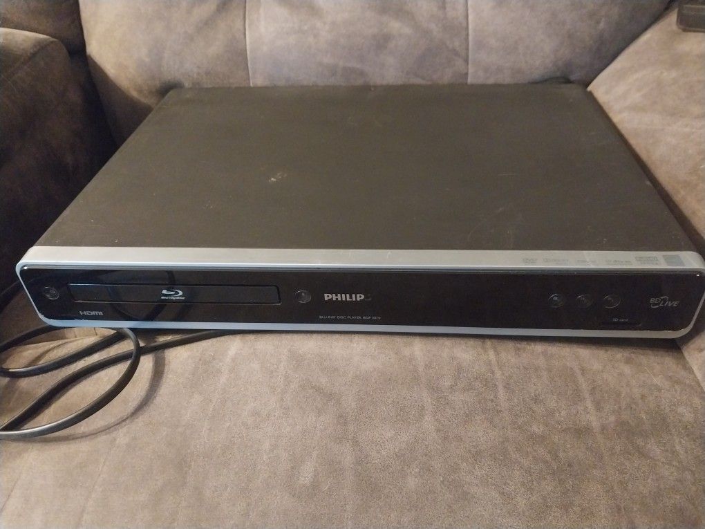 Philips BDP5010/F7 BDLive Dolby Digital, HDMI Blu-Ray Disc CD/DVD Player