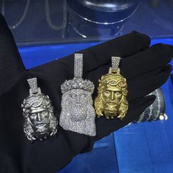 Moissanite Jesus pendants