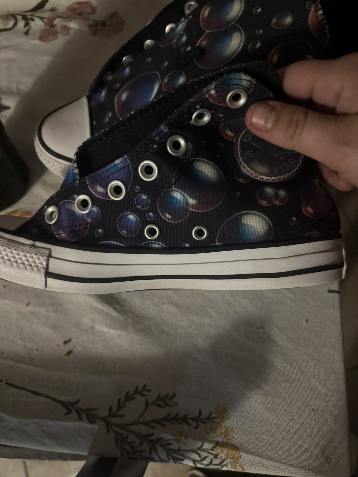 Like New Converse