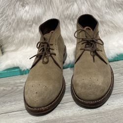 Johnston & Murphy Tan Suede Chukka Boots size 10.5
