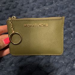 Michael Kors Wallet - Army Green - With Key Ring