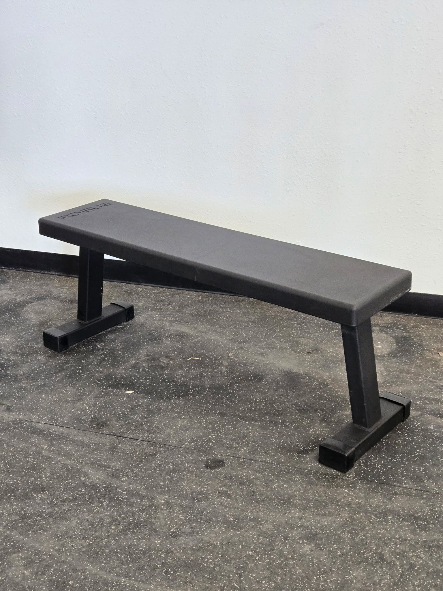 Rogue Flat Bench