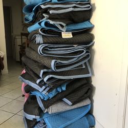 25-30 Moving Blankets - CLEAN AND MUST GO! 