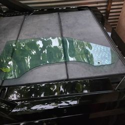 2016 Dodge challenger   driver side glass