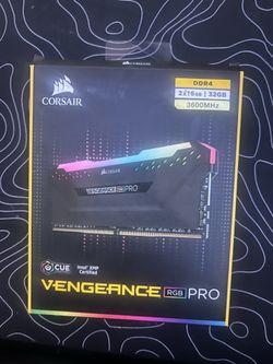 CORSAIR - VENGEANCE RGB PRO 32GB (2x16GB) DDR4 3600MHz