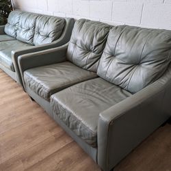 Free Delivery! Real Leather Couch And Loveseat Set 
