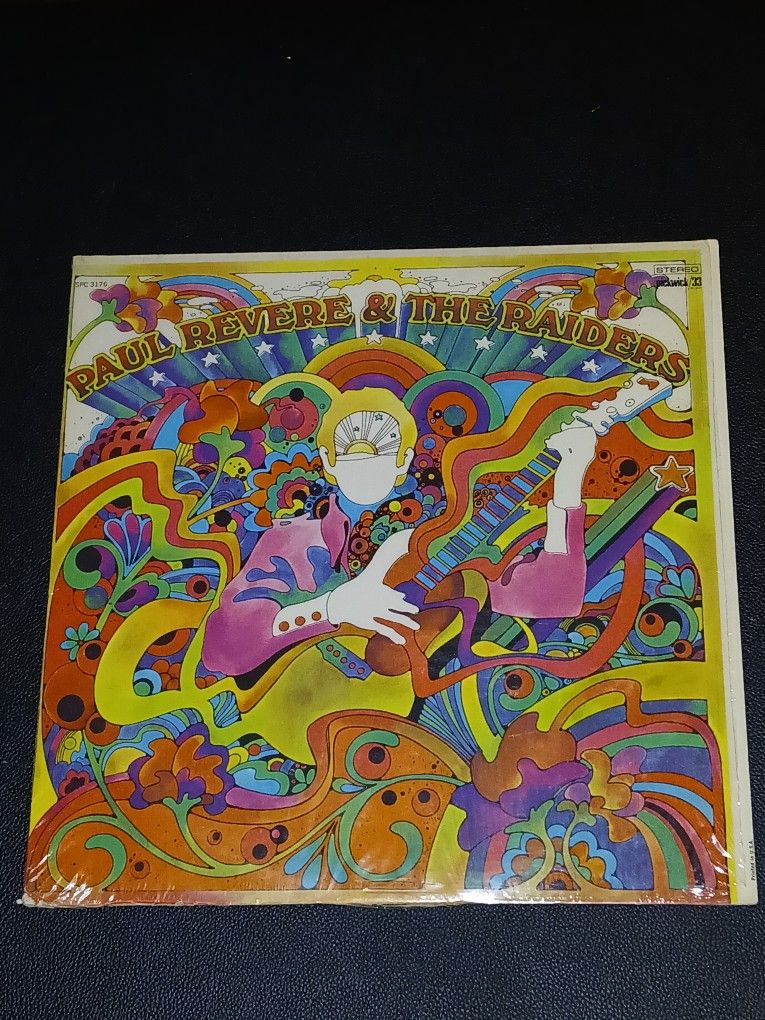 PNW Band PAUL REVERE & THE RAIDERS Lp 70's Compilation Album GROOVY PSYCHEDELIC COVER ART