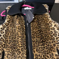 Carsile Collection Cheetah Vest