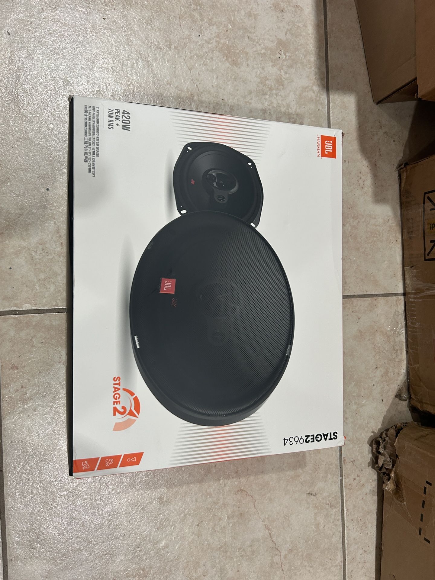 JBL STAGE2 9634 6 "x 9" 3-Way 420 Watts Max Power Coaxial Car Stereo Speakers