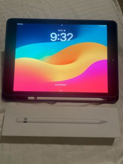Apple, 8th gen, grey