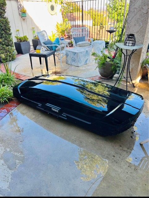 Thule Motion XT Cargo Box
