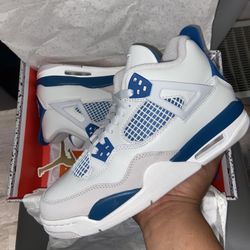 Air Jordan 4 Retro ‘Military Blue’ 2024