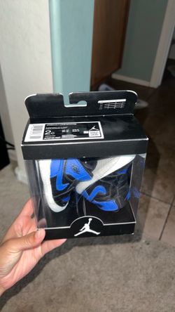2c Jordan 1 crib bootie