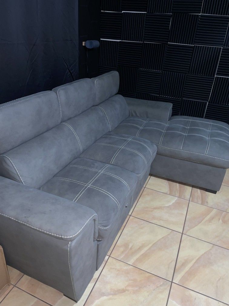 Sectional Sofa