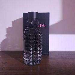 Valentino UMO EDT (NEED GONE AND PRICE IS NEGOTIABLE)