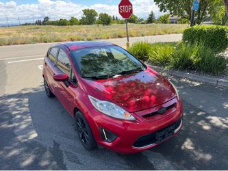2012 Ford Fiesta SE