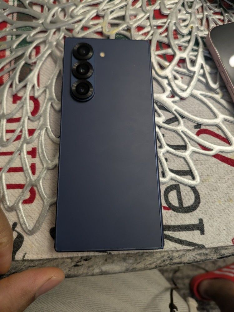 Galaxy Z Fold 6 512gb T-Mobile Locked