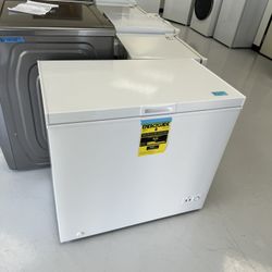 Brand New Freezer White Chest Deep In Box With Warranty