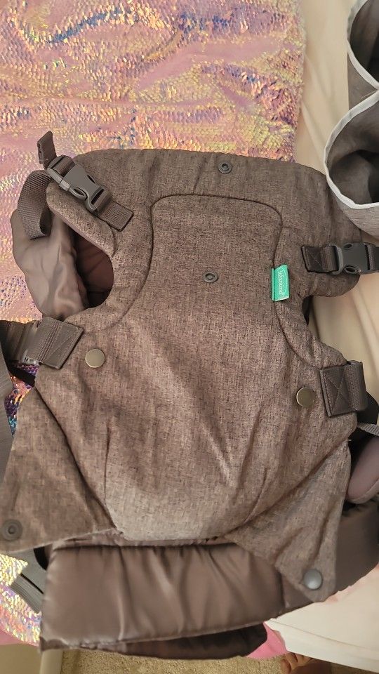 Infantino Baby Carrier