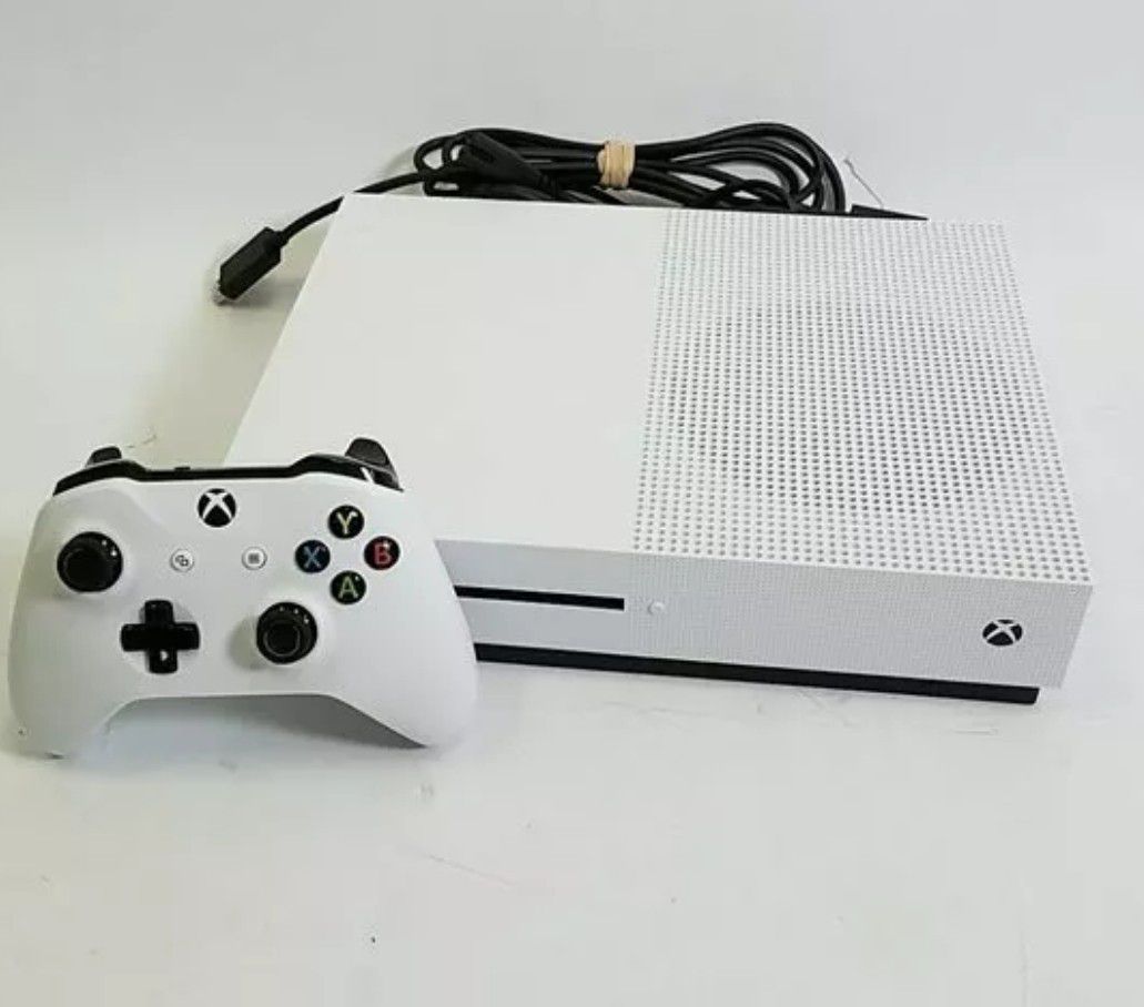 Microsoft Xbox One S 500GB White Console USED, 2 Controllers,