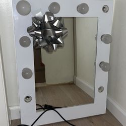 Lit Makeup Vanity Mirror