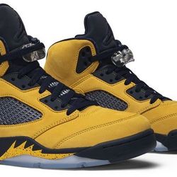 !!!!Air Jordan 5 V Retro SP Michigan BRAND NEW IN BOX!!!!!!!!!!!!!!!!!!!