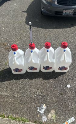 5.5 Gallon Fuel Jugs 