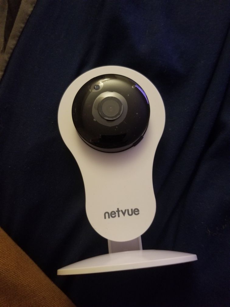 Netvue 2.4 gigahertz indoor security camera