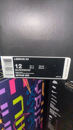 Lebron 15 grey