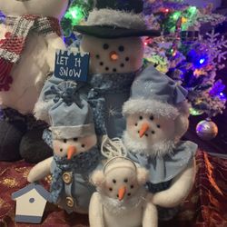 Snowman Family 