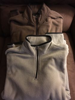 Old navy fleece sweatshirts. Size medium. New with tags